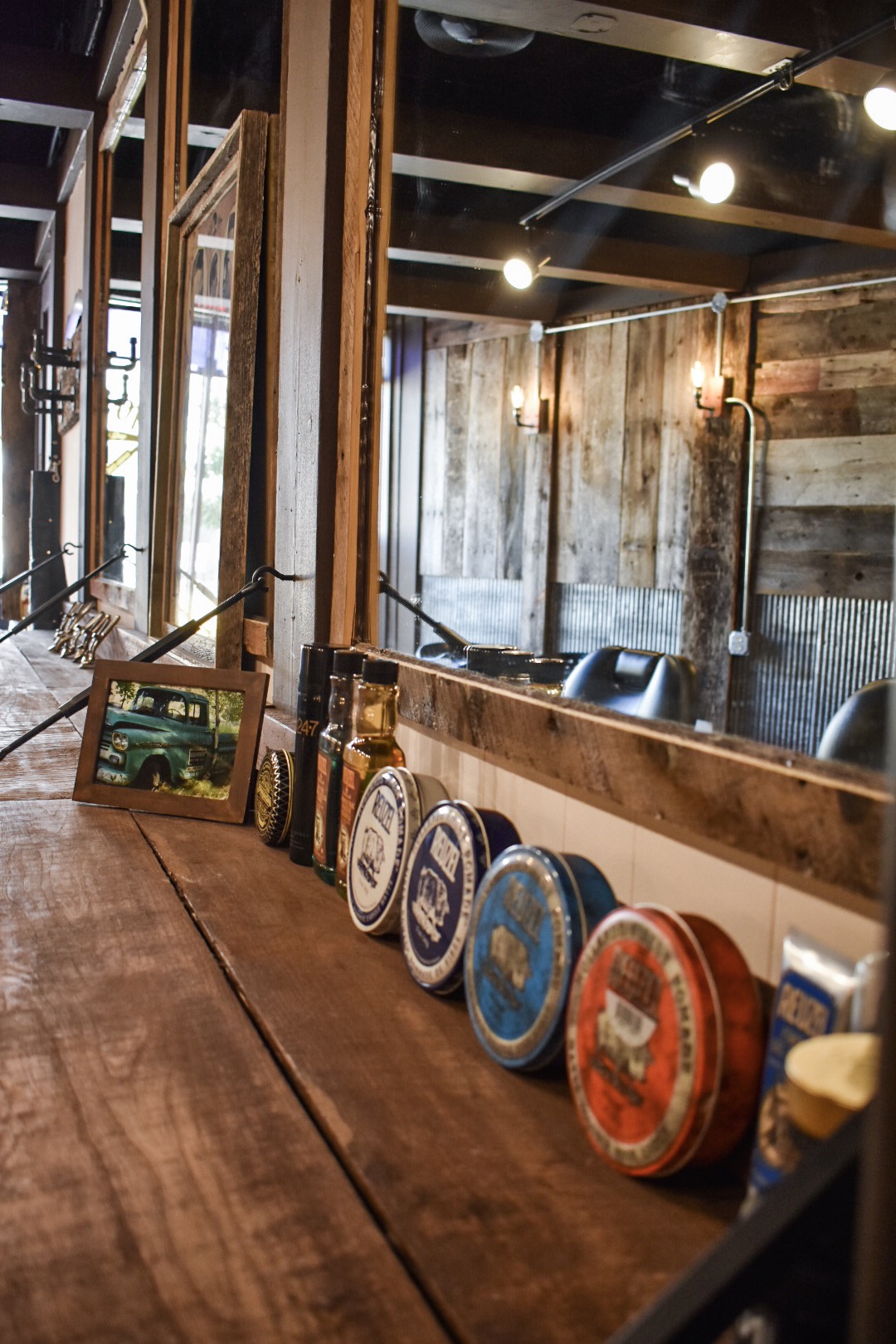 Straight razor shave Waukesha